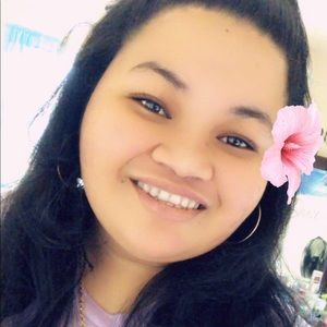 Meet your Posher, Rina